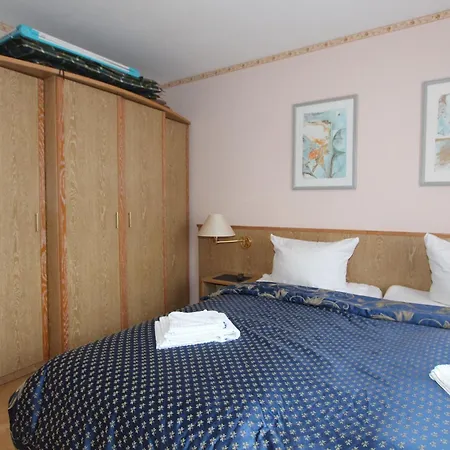 Seestern Boltenhagen 2 Апартаменты *